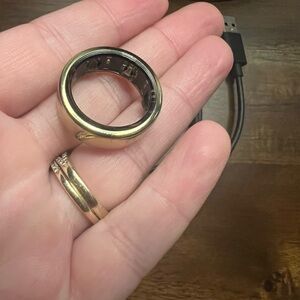 Gold Oura Ring Gen3
